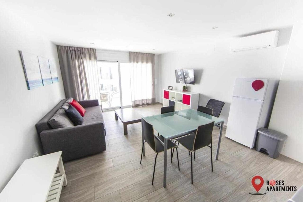 Roses Apartments 2 - Vista Mar Lateral 1Habitacion Extérieur photo